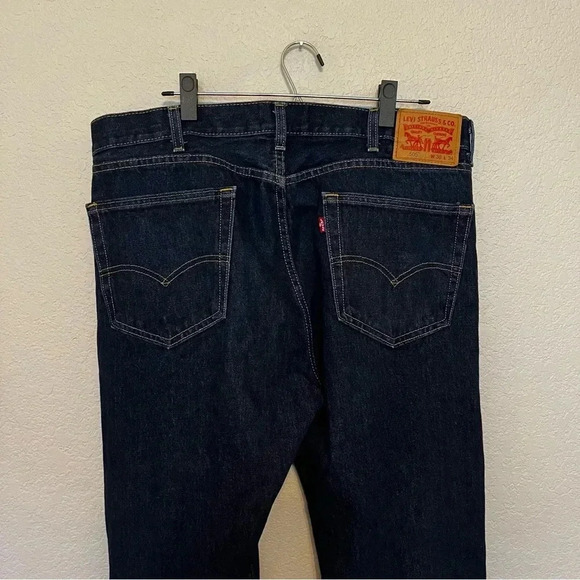 Levi's 505 Dark Wash Denim Jeans Men's 38 W X 34 L - Picture 10 of 11